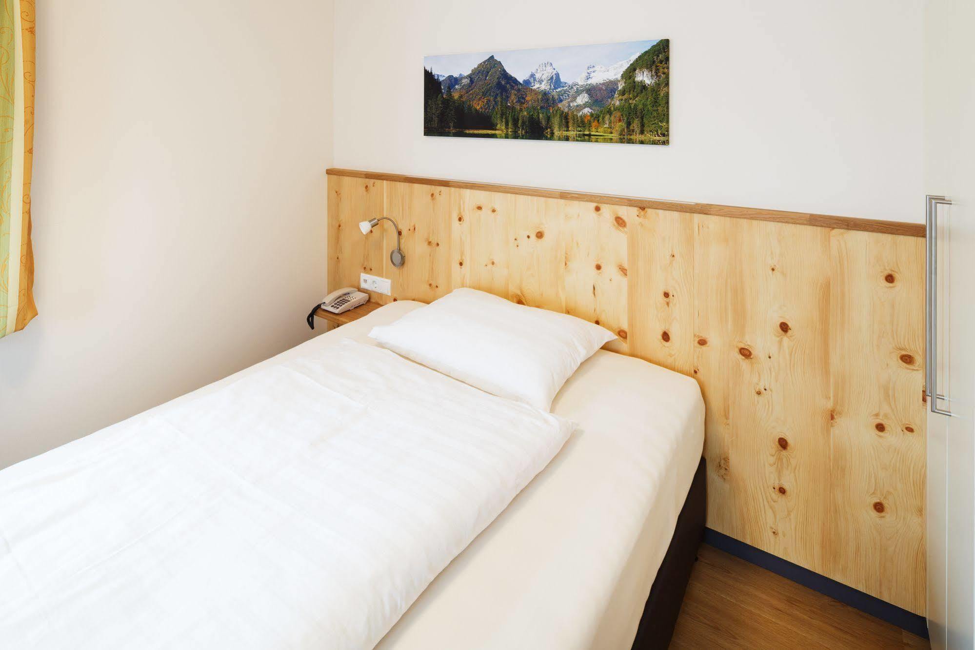 Pension Jageredt Nussbach Exterior photo